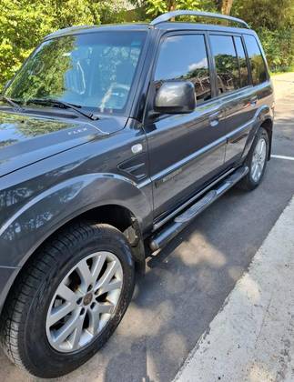 MITSUBISHI PAJERO TR4 2.0 4X4 16V 140CV FLEX 4P MANUAL